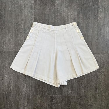 1930s ivory shorts . vintage side button shorts . size xs to small 