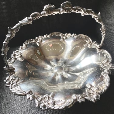 Rare Antique silverplated Victorian era Bridal basket~ Ornate Swing Handle heavy Silver Plate Serving Fruit Bowl- 1940s ~ Wedding Gift 