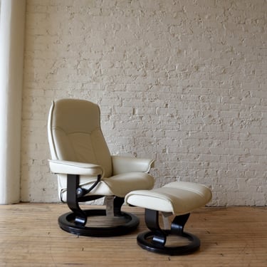 Ekornes Stressless Danish Leather Recliner Chair Crm/Ebny Like-New!!!