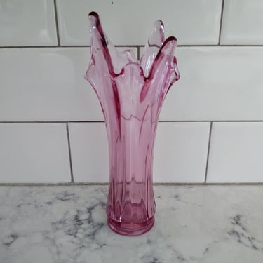 Vintage Fenton Violet Purple 7" Tall Bud Vase Glass Art 