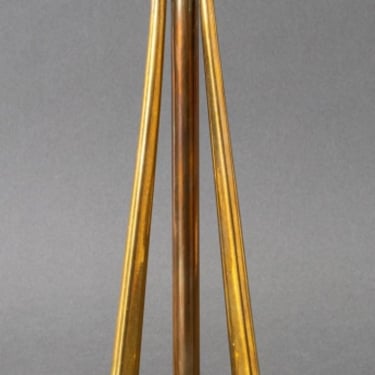 Art Moderne Style Tripoedal Peacock Lamp
