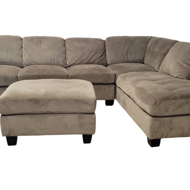 Gray Tufted L-Shaped Sectional &#038; Ottoman