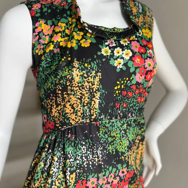 Elegant 1970s Flower Garden Sleeveless Maxi Dress , 36 Bust Vintage Italian 