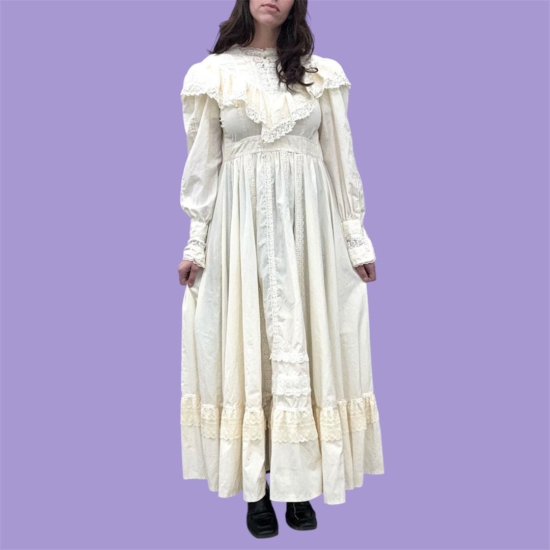 Vintage Gunne Sax Dress Retro 1970s Romantic Renaissance Bridal ...