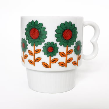 70s Vintage Tea Cup / Coffee Cup - Made in  JAPAN, cute flowers 