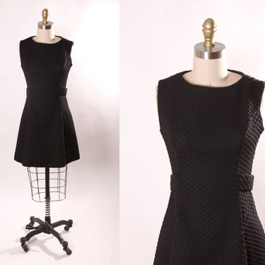 1960s Black Waffle Textured Polyester Sleeveless Back Buckle Mini Dress -XS 
