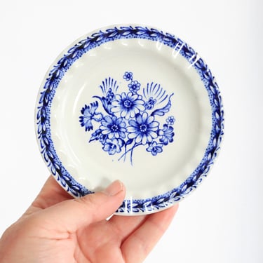 Vintage Arabia Finland blue floral small plate dish catchall 