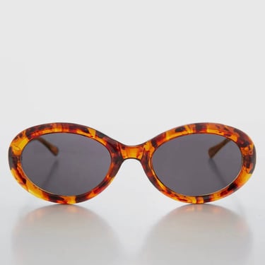 90s Oval Cat Eye Vintage Torti Sunglasses