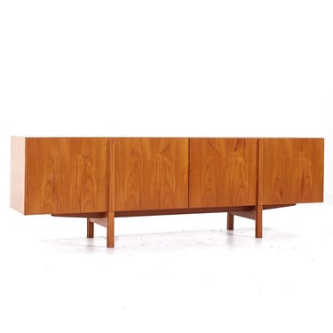 Kofod Larsen for Faarup Møbelfabrik Mid Century Danish Teak Credenza - mcm 