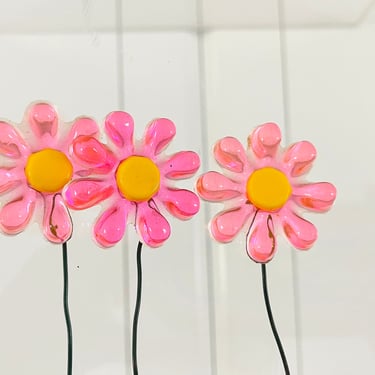 Vintage 1970s Groovy MOD Flower Power Pink Lucite Acrylic Daisy on Wire Stem LOT 3 