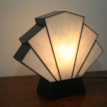 Art Deco Tiffany Stained Glass Lamp 