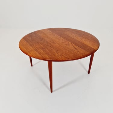 Danish Teak Coffee Table by Peter Hvidt &Orla Mølgaard for France and søn, 1960s 