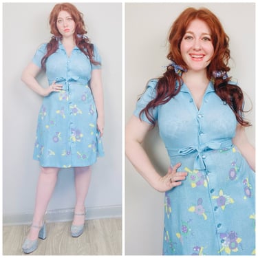 1970s Vintage Polyester Baby Blue Knit Dress / 70s / Floral Flower Power Shirt Dress / Size Medium - Large 