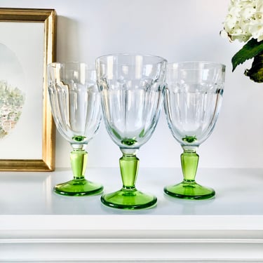 Three Emerald Green Stem Wine Goblets, Vintage Wine Glasses Set of Three Thick Glasses Clear Bowls, Wedding Stemware, Wine Gift Barware 