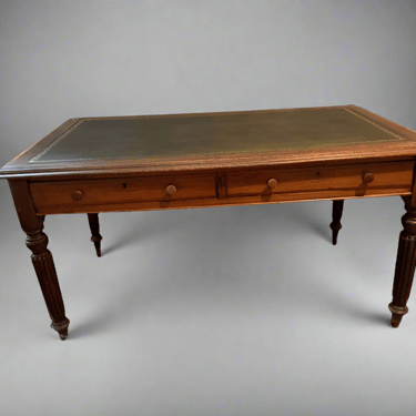 c1900 Louis XV Style Oak Antique Wood Desk w Leather Insert SH265-25