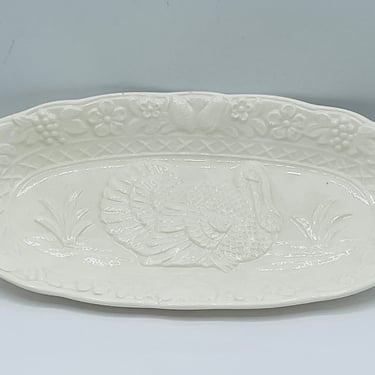 Vintage White Embossed Ceramic Turkey tray Japan Thanksgiving Chesapeake Collection Himark Japan 