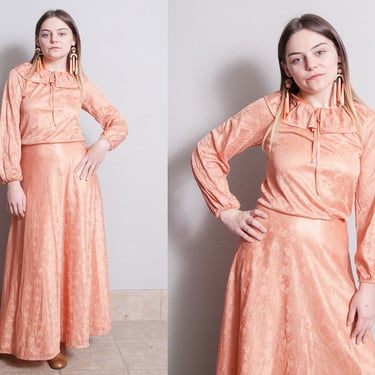 Vintage 1970's | Peach | Maxi | Gown | Ruffled Collar | S 