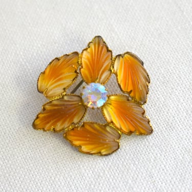 1950s Frosted Glass Leaf Circle Brooch 