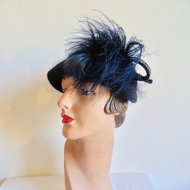 SOLD.40s Beige Feather Hat | Ostrich Feather Hat  display picture 3
