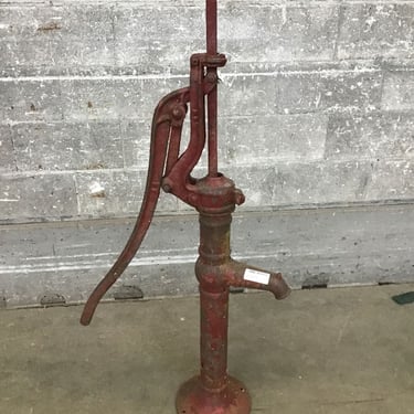 Vintage Yard Pump (Seattle)