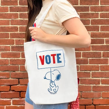 Snoopy Vote Tote