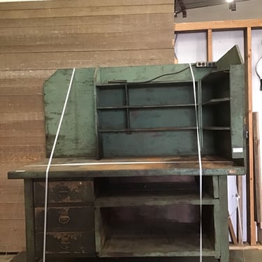 Heavy Duty Work Table (Tacoma)