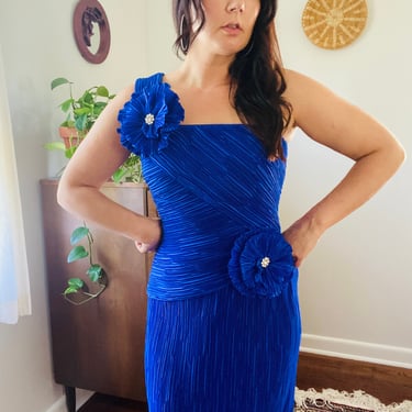 1990s Vintage Leslie Faye Evenings One Shoulder Crinkle Blue Cocktail Dress 