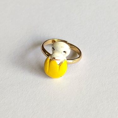 So Cute Vintage 60s 70s Chick in an Egg Novelty Metal Ring 