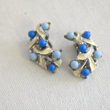 1960s Blue and White Bead Clip Earrings 