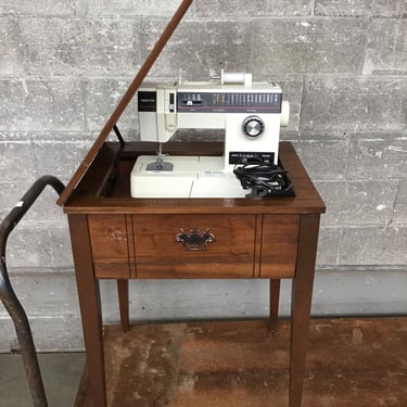 Functional Singer Sewing Table (Seattle)