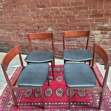Set of 4 Henry Rosengren Hansen Teak Dining Chairs