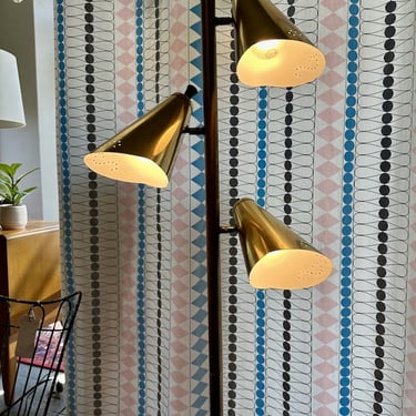 Classic Brass Metal Floor Lamp with pierced Atomic Shades