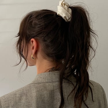 Raw Silk Scrunchie