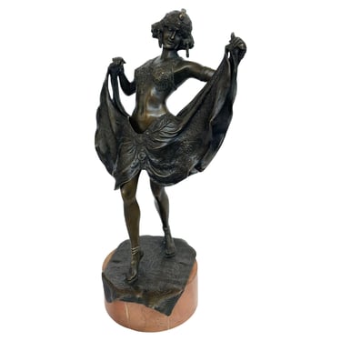 &quot;Windy Day&quot; Vienna Bronze Sculpture by Franz Xaver Bergmann, c. 1900