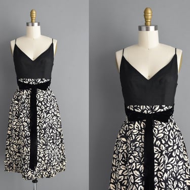 1950s vintage dress | Gorgeous Black & White Floral Print Cocktail Wedding Dress | Small | 50s dress 