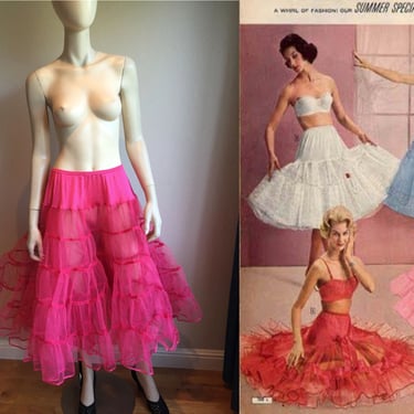 Summer of Fuchsia Pinks - Vintage 1950s 1960s Fuchsia Pink Crinoline Petticoat Double Layer Below Knee Length - M 