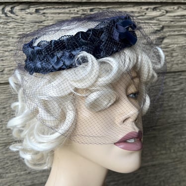 vintage netted fascinator hat 1950s navy bow pillbox cap wedding veil 