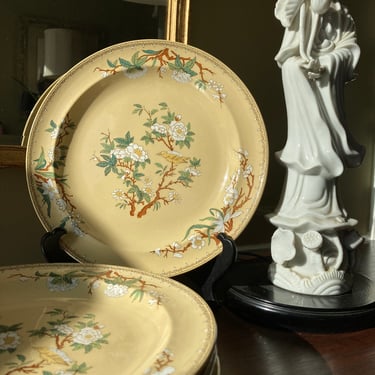 Antique Wedgwood Yellow Cuckoo Dinner Plates 