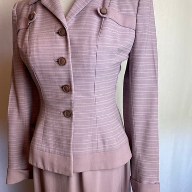 40’s-50’sGaberdine suit ~ women’s striped lavender lilacs fitted Blazer with A-line skirt Pinup rockabilly style size XX Small 24” 