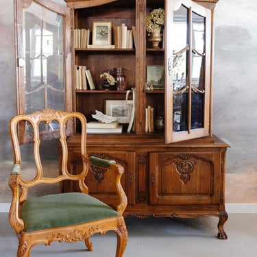 1930s French Rococo style oak china cabinet