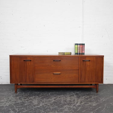 Vintage MCM 80's low chestnut and rosewood credenza by Lane Furniture VA | Free delivery only in NYC and Hudson Valley areas 