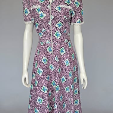 vintage 1940s cotton floral dress w/ pockets & belt S/M 