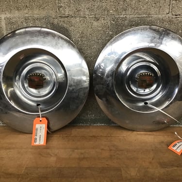 1953 15″ Sombrero Style Hub Caps Set 2 (Seattle)