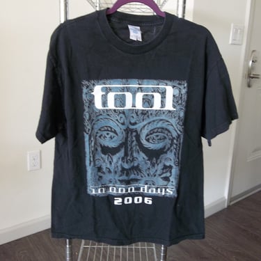 Tool T-shirt 2000s Band Concert Tour Tee sz Large 