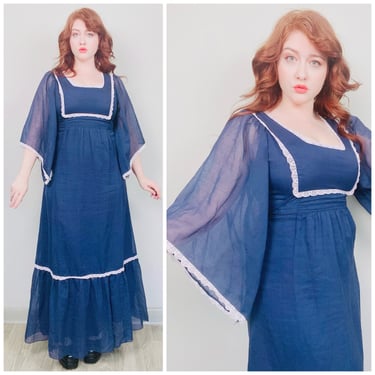 1970s Vintage Navy Blue Angel Sleeve Gown / 70s / Seventies Flared Sleeve Lace Trim Maxi Dress / Size Large 