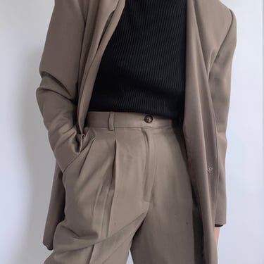 on sale // vintage wool minimalist pant suit size US 8 
