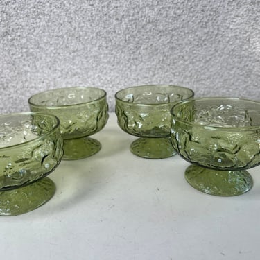 Vintage forest green champagne sorbet footed glasses Anchor Hocking set of 4 holds 7 oz 