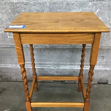 Twisted Oak Side Table (Seattle)