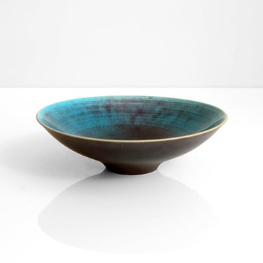 Friedl Holzer-Kjellberg hand thrown bowl with jewel colored glazes, for Arabia, Finland