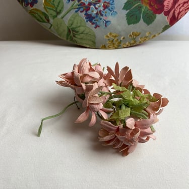 Vintage millinery flowers~ Floral adornment sewing hats hair decor antique silk flowers assorted 30’s 40’s 50’ 60’s pink bouquet green 